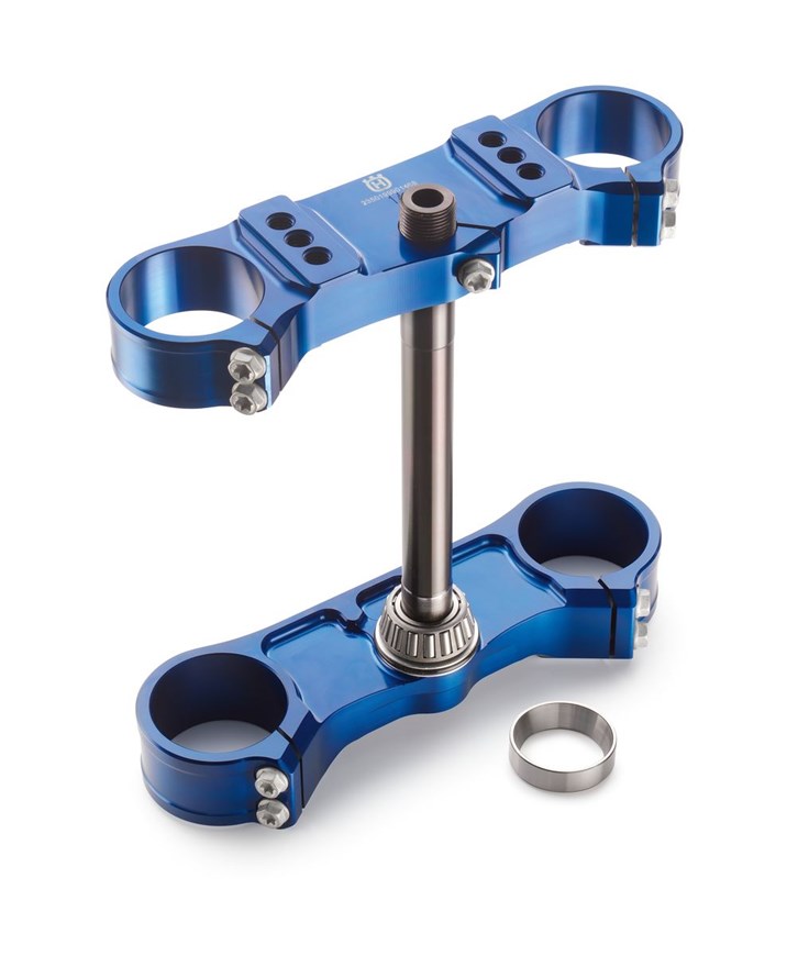 PHO_HP_NMON_2350199901468-FACTORY-TRIPLE-CLAMP_#SALL_#AWSG_#V1.jpg