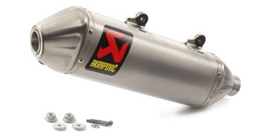 PHO_PPHP_NMON_79005979100-AKRAPOVIC-SLIP-ON-SILENCER_#SALL_#AWSG_#V1.jpg