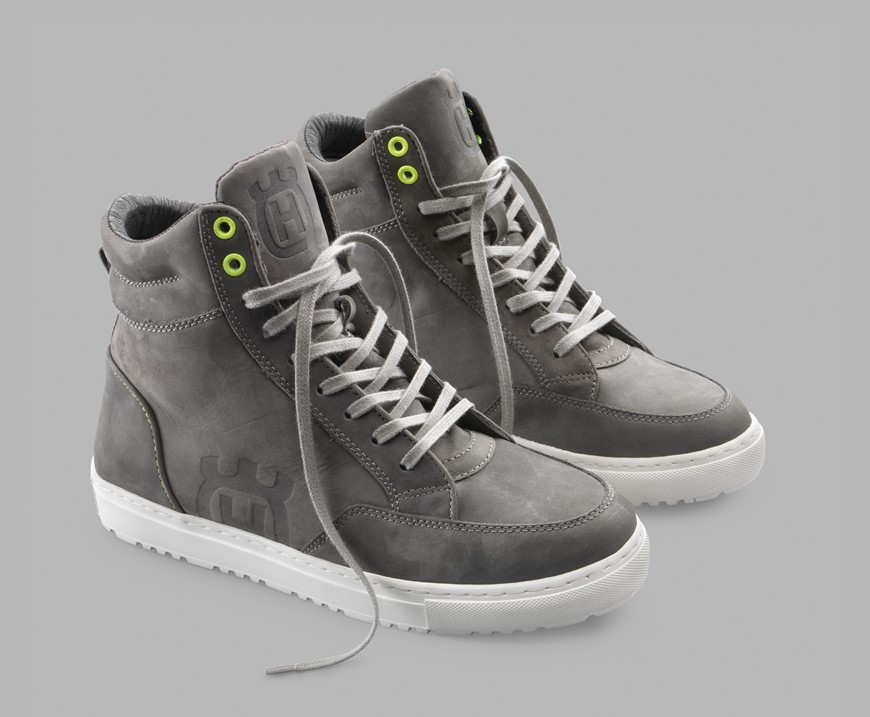 PHO_HS_90_VS_3hs181020x-urban-playground-shoes_#SALL_#AWSG_#V1.jpg